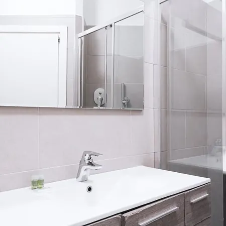 Easylife - Cozy Flat In Porta Venezia Milaan