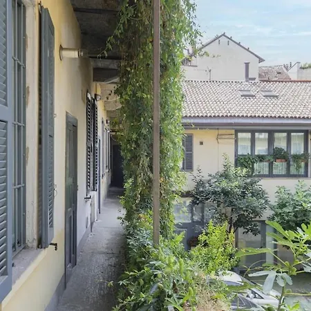 Easylife - Cozy Flat In Porta Venezia * Milaan